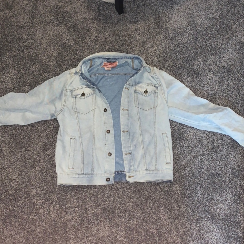 Men’s Denim Button Up Jacket